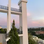 With Panoramic Views Golf Pools In Benahavis Apartament *