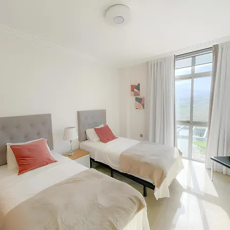 Apartament With Panoramic Views Golf Pools In Benahavis