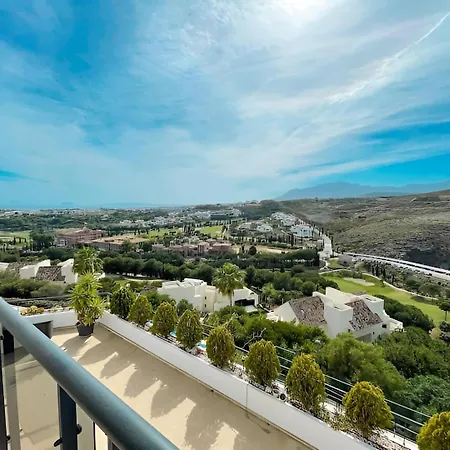 With Panoramic Views Golf Pools In Benahavis Apartament