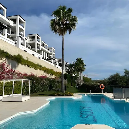 Apartamento With Panoramic Views Golf Pools In Benahavis Estepona